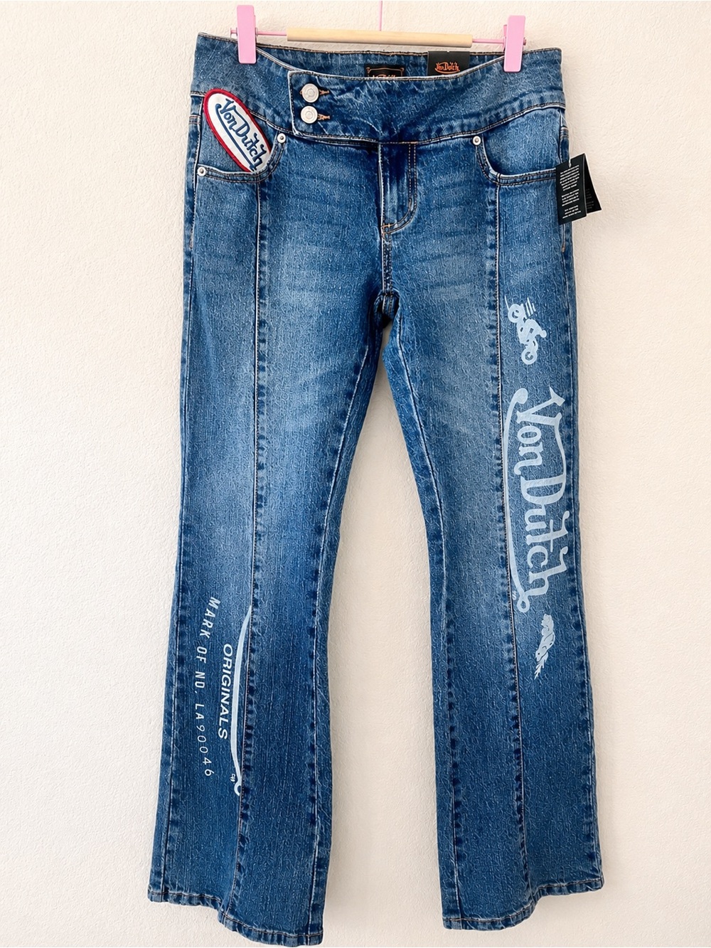 Von Dutch Y2K Seamed Bootcut Jeans NWT Sz 27 Logo Patch Graphic Low Rise - Picture 2 of 13
